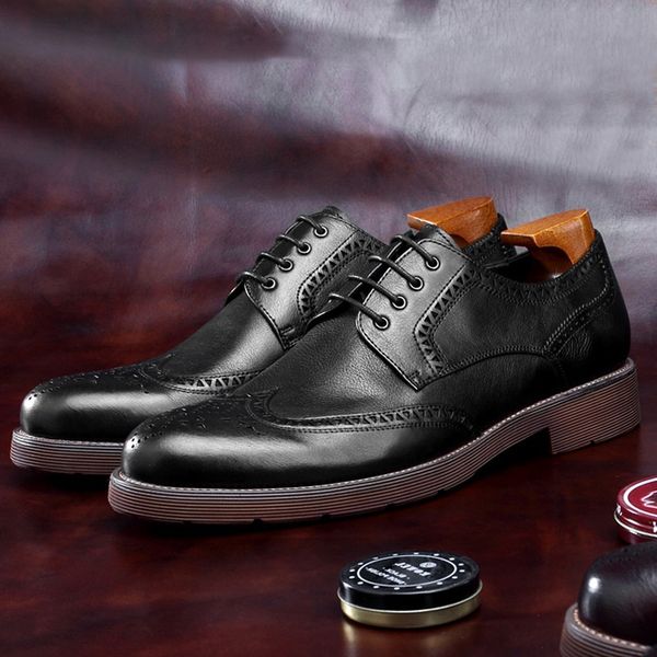 new fashion man wingtip brogue shoes real genuine leather handcrafted wedding oxfords round toe laces men's welted flats bgq231, Black
new fashion man wingtip brogue shoes real genuine leather handcrafted wedding oxfords round toe laces men's welted flats bgq231, Black