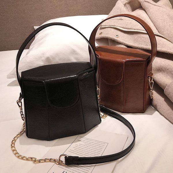 bucket chain bags women shoulder plain bags fashion designer ostrich handbags female handbags famous brands qingnian wanggong /12
bucket chain bags women shoulder plain bags fashion designer ostrich handbags female handbags famous brands qingnian wanggong /12