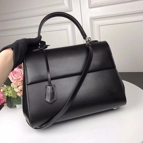 high end customized l furniture corrugated leather bag european and american fashion messenger lady handbag
high end customized l furniture corrugated leather bag european and american fashion messenger lady handbag