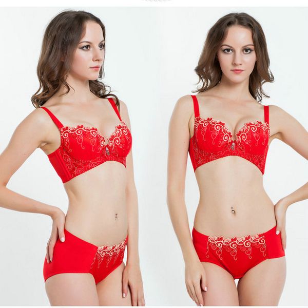 75c 3 colors/lot women bra and panty sets gorgeous embroidery lace lingerie 3/4 cotton push-up cup brassiere bra brief sets, Red;black
75c 3 colors/lot women bra and panty sets gorgeous embroidery lace lingerie 3/4 cotton push-up cup brassiere bra brief sets, Red;black