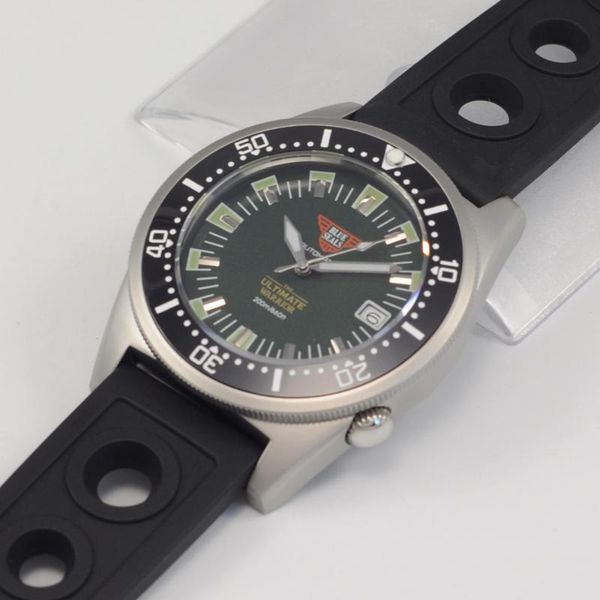 steeldive 1979s sapphire watch automatic men c3 luminous light 200m waterproof dive watches men mechanical watch nh35 watches, Slivery;brown
steeldive 1979s sapphire watch automatic men c3 luminous light 200m waterproof dive watches men mechanical watch nh35 watches, Slivery;brown