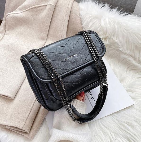 ins selling women chain handbag large capacity one shoulder bags pu crossbosy messenger bag
ins selling women chain handbag large capacity one shoulder bags pu crossbosy messenger bag