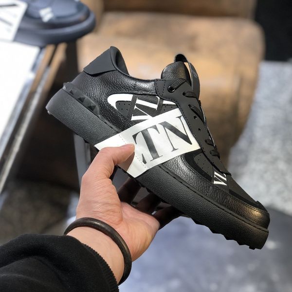 casual shoes mens luxury shoes 2019 new brand fashion flats runners racer casual shoes mens with original box 9, Black
casual shoes mens luxury shoes 2019 new brand fashion flats runners racer casual shoes mens with original box 9, Black