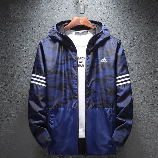 designer mens jackets 2019 new casual brand camouflage print soft jacket contrast color panelled men clothing polyester size s-2xl wholesale, Black;brown
designer mens jackets 2019 new casual brand camouflage print soft jacket contrast color panelled men clothing polyester size s-2xl wholesale, Black;brown