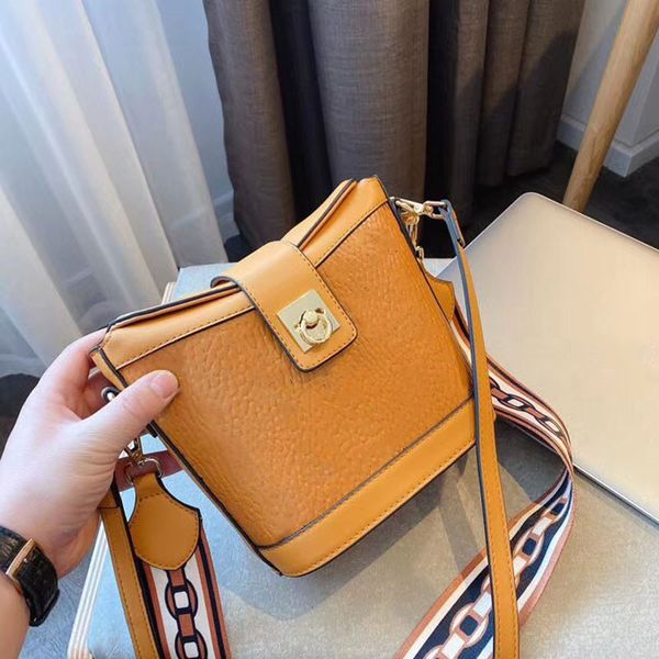 bucket bag womens shoulder bags crossbody bag cross body bags genuine leather chain bag most popular bags
bucket bag womens shoulder bags crossbody bag cross body bags genuine leather chain bag most popular bags