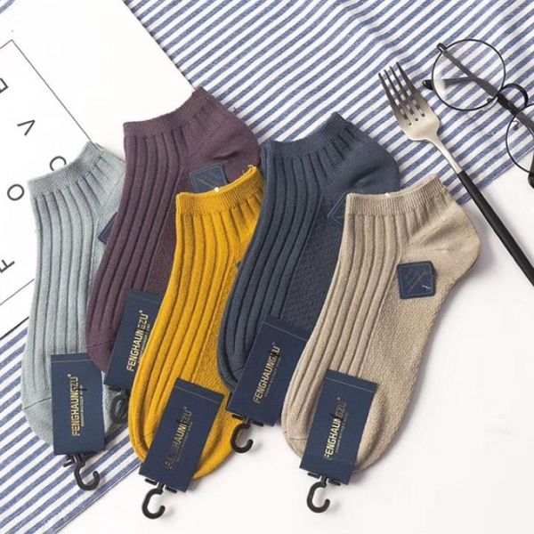 men's clean solid color socks, odor proof, sweat proof, young people's trend socks. the sixty-fifth category, Black
men's clean solid color socks, odor proof, sweat proof, young people's trend socks. the sixty-fifth category, Black