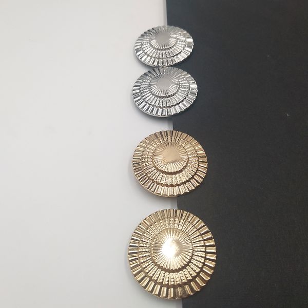 luxury circle disc clip on earrings for women shell sprial carving no piercing earrings pupil eye wedding party jewelry, Silver
luxury circle disc clip on earrings for women shell sprial carving no piercing earrings pupil eye wedding party jewelry, Silver