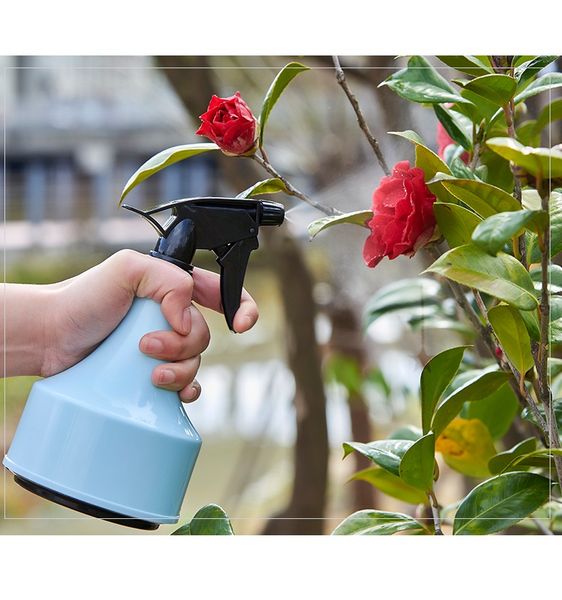 2 pcs multifunction watering gardening hand-pressed candy-colored watering can indoor sprayer household small balcony potted watering tools
2 pcs multifunction watering gardening hand-pressed candy-colored watering can indoor sprayer household small balcony potted watering tools