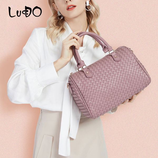 lucdo 2020 new european and american fashion handmade woven women design handbags soft leather shoulder crossbody bags
lucdo 2020 new european and american fashion handmade woven women design handbags soft leather shoulder crossbody bags