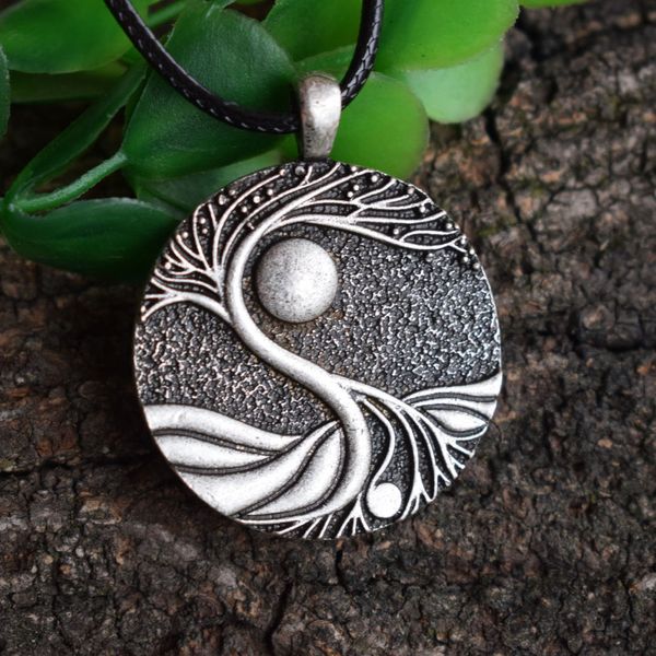 sanlan old english moon ritual dancing moon necklace tree of life jewelry with 55cm chain, Silver
sanlan old english moon ritual dancing moon necklace tree of life jewelry with 55cm chain, Silver