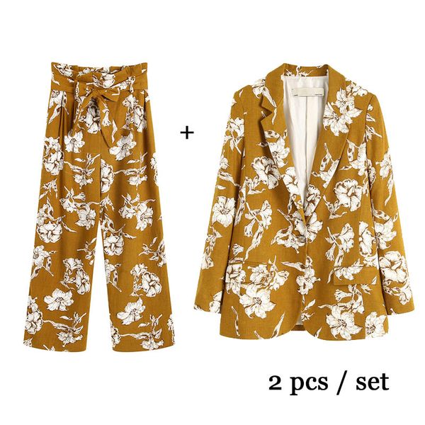 2pcs/set summer vintage floral print tracksuit women two piece set pants and shirt set halter casual wide leg pants outfits, White
2pcs/set summer vintage floral print tracksuit women two piece set pants and shirt set halter casual wide leg pants outfits, White
