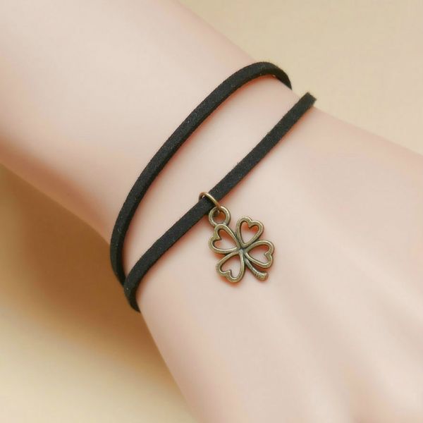 1 pcs sell black clover pearl hollow out alloy wrap bracelets multilayer rope bracelet for women & men friendship bracelet, Golden;silver
1 pcs sell black clover pearl hollow out alloy wrap bracelets multilayer rope bracelet for women & men friendship bracelet, Golden;silver