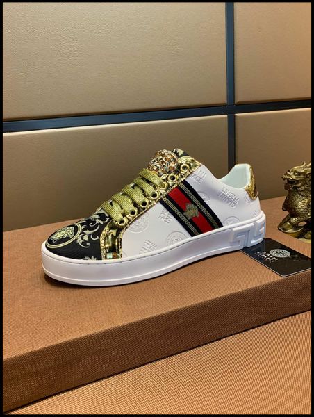 High quality men's casual trend versatile shoes men's casual shoes outdoor wedding travel shoes a generation with the original box
High quality men's casual trend versatile shoes men's casual shoes outdoor wedding travel shoes a generation with the original box