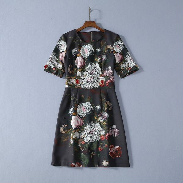 spring 2020 for european and american women's wear five-point sleeve flower print red nail drill fashion dress, Black;gray
spring 2020 for european and american women's wear five-point sleeve flower print red nail drill fashion dress, Black;gray