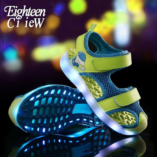 2020 new kids sandals with light little princess children's sandals beach glowing shoes baby sports boys children's tide, Black;red
2020 new kids sandals with light little princess children's sandals beach glowing shoes baby sports boys children's tide, Black;red
