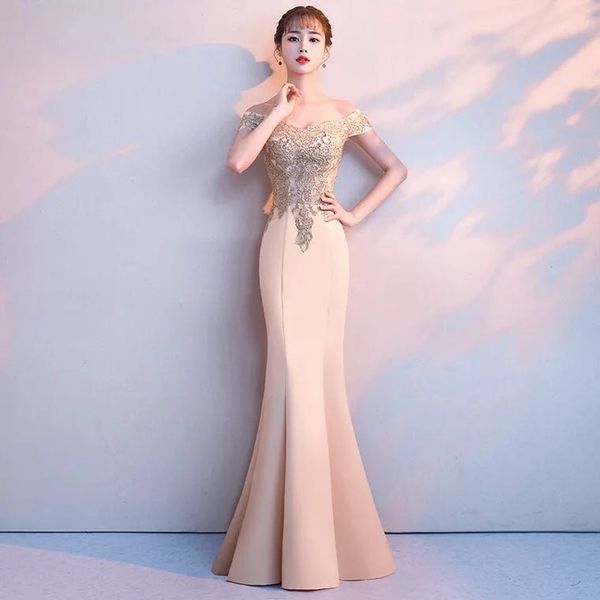gold satin mermaid evening dress with lace appliques 2020 off shoulder evening gowns floor length prom gown, Black;red
gold satin mermaid evening dress with lace appliques 2020 off shoulder evening gowns floor length prom gown, Black;red
