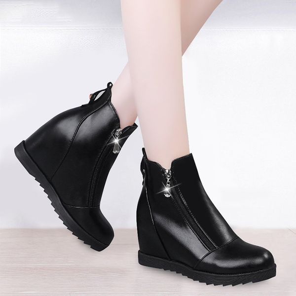 winter women fur plush warm shoes woman black white pu leather boots fashion round toe zip snow boots wedges boots ladies
winter women fur plush warm shoes woman black white pu leather boots fashion round toe zip snow boots wedges boots ladies