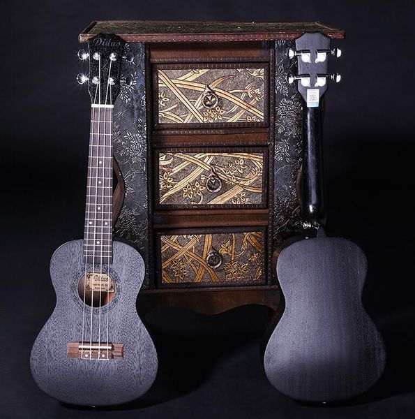 Ukulele jianjiaren
Ukulele jianjiaren
