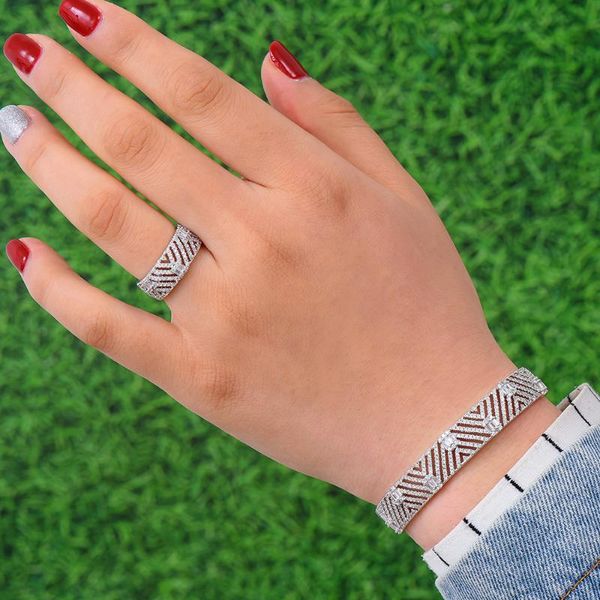 godki luxury baguette cz stack bangle for women wedding full cubic zircon crystal cz dubai white bracelet party jewelry 2020, Black
godki luxury baguette cz stack bangle for women wedding full cubic zircon crystal cz dubai white bracelet party jewelry 2020, Black