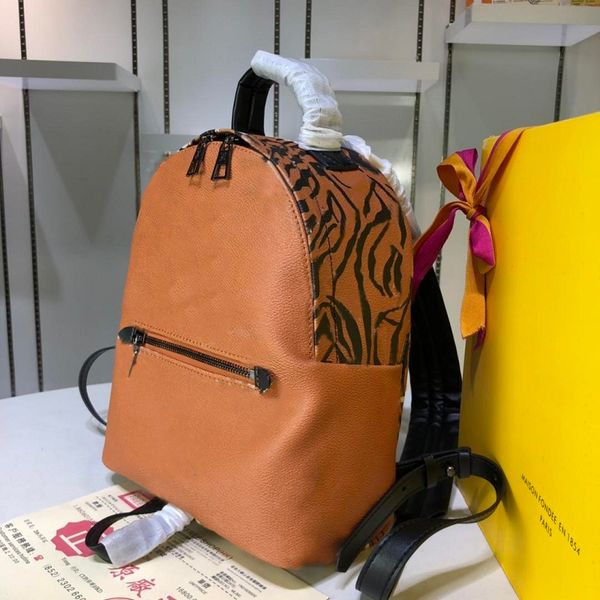 2019 new nicolas ghesquière brand backpack designer luxury monograms onthego african jungle new mini backpack school bag handbag paris box
2019 new nicolas ghesquière brand backpack designer luxury monograms onthego african jungle new mini backpack school bag handbag paris box