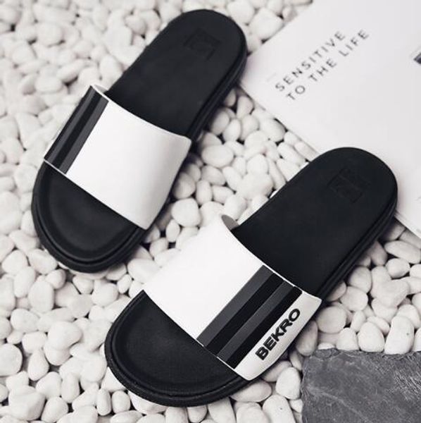 Slipper male summer fashion outside wearing a new Korean version of soft bottom outdoor beach sandals with thick bottom slip - resistant wor
Slipper male summer fashion outside wearing a new Korean version of soft bottom outdoor beach sandals with thick bottom slip - resistant wor