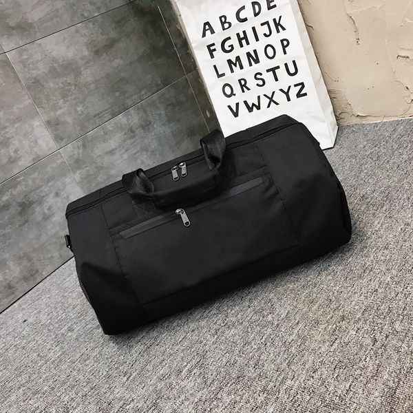 designer-new designer duffel bag casual outdoor travel bag shoulder bag for men women boy girl
designer-new designer duffel bag casual outdoor travel bag shoulder bag for men women boy girl