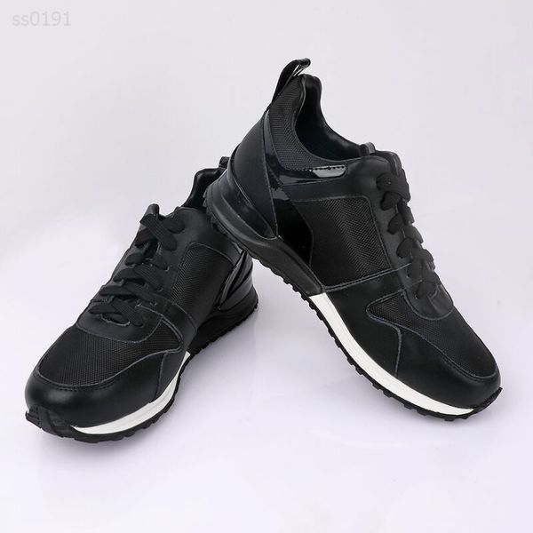 2019 fashion korean delivery handsome air cushion running shoes men running men sports tide shoes factory direct sales size 39-45cm, Black
2019 fashion korean delivery handsome air cushion running shoes men running men sports tide shoes factory direct sales size 39-45cm, Black