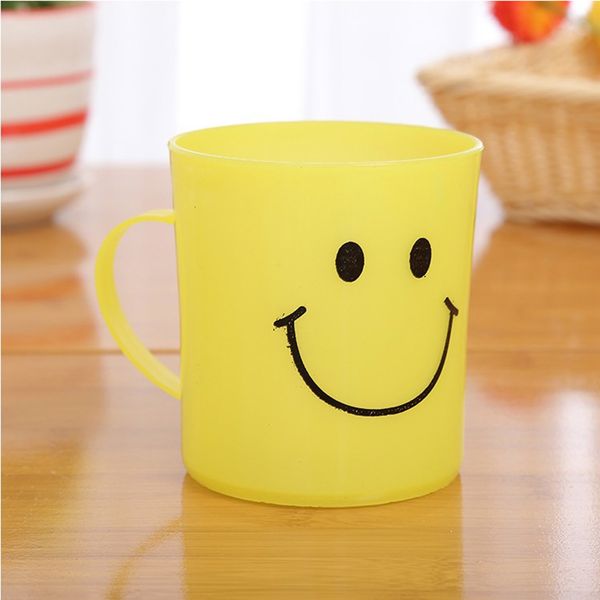 new-24x дети пластиковые smiley face чашки-обрабатывались кружки camp / travel party set умывальники
new-24x дети пластиковые smiley face чашки-обрабатывались кружки camp / travel party set умывальники