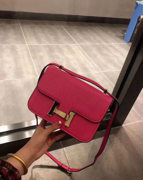 Bolsa de Ombro lkbag666
Bolsa de Ombro lkbag666