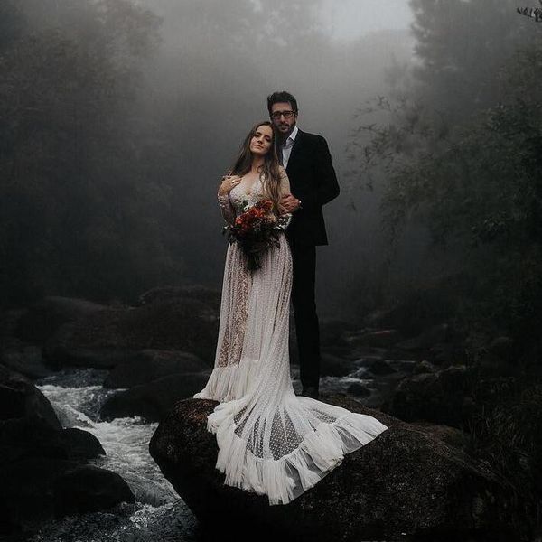 deeep v-neck lace appliques bohemian wedding dresses with long sleeves backless sweep train boho beach country bridal gowns plus size, White
deeep v-neck lace appliques bohemian wedding dresses with long sleeves backless sweep train boho beach country bridal gowns plus size, White