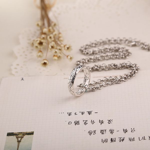 fashion-necklace the lord of the rings necklace movie ornaments charming alloy finger ring pendant necklace, Silver
fashion-necklace the lord of the rings necklace movie ornaments charming alloy finger ring pendant necklace, Silver