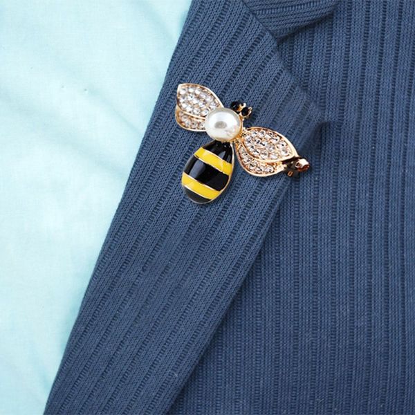 pearl rhinestone inlaid with two small bee brooch cute small wasp collar needle brooch pin for women men clothing accessories, Gray
pearl rhinestone inlaid with two small bee brooch cute small wasp collar needle brooch pin for women men clothing accessories, Gray