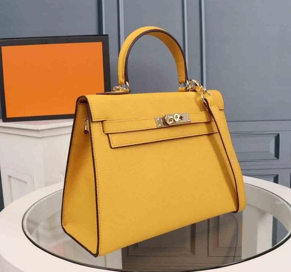 classic designer shoulder bags designer handbags tote purse shoulder strap crossbody bag calfskin leather women handbag 25 28cm
classic designer shoulder bags designer handbags tote purse shoulder strap crossbody bag calfskin leather women handbag 25 28cm