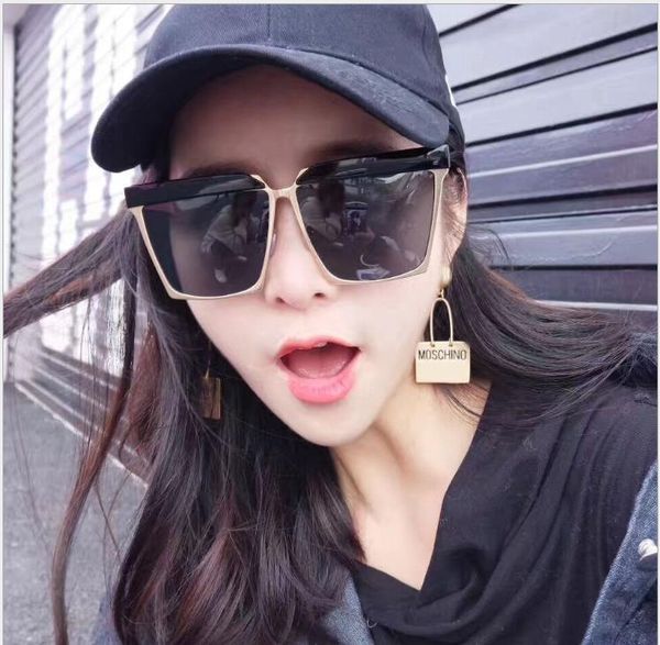 new personality square big box sunglasses men and women europe and the united states retro korean sunglasses sunglasses, White;black 
new personality square big box sunglasses men and women europe and the united states retro korean sunglasses sunglasses, White;black