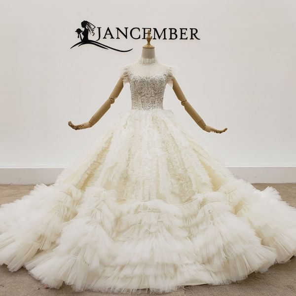 2020 wedding dress new tiered skirts crystal illusion high neck sleeveless beading pearls pleated sequin ball gown bride dress robe de marié, White
2020 wedding dress new tiered skirts crystal illusion high neck sleeveless beading pearls pleated sequin ball gown bride dress robe de marié, White