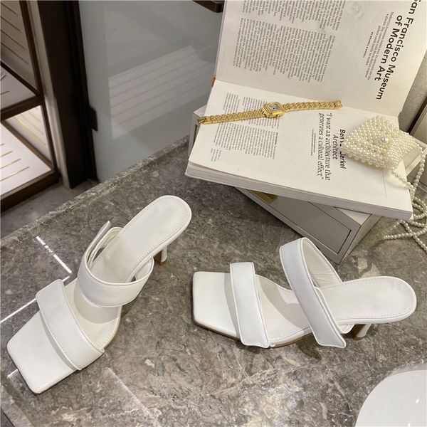 2020 new design women slipper ladies summer high heel sandal open toe slip on elegant slides mujer, Black
2020 new design women slipper ladies summer high heel sandal open toe slip on elegant slides mujer, Black