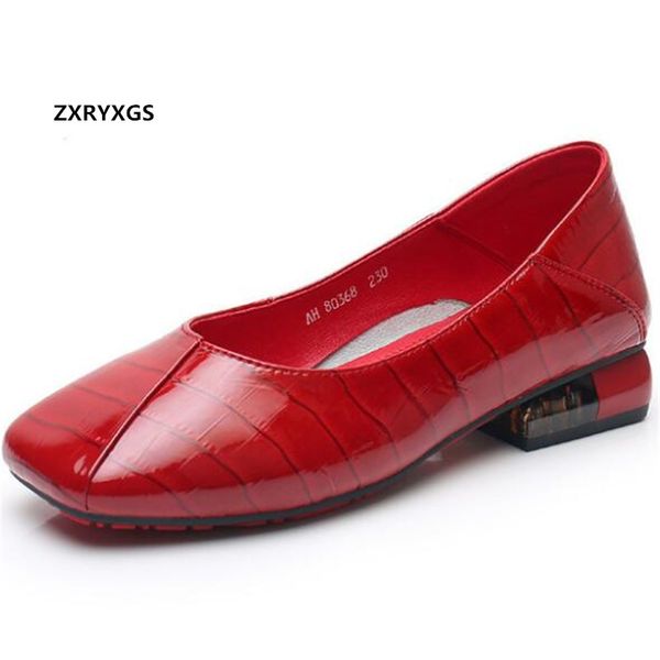 cowhide patent leather shallow mouth women shoes thick with low heel shoes 2020 soft sole women fashion large size, Black
cowhide patent leather shallow mouth women shoes thick with low heel shoes 2020 soft sole women fashion large size, Black