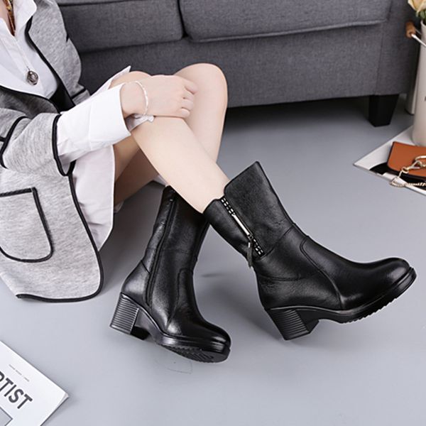 winter boots genuine leather fur rock shoes woman luxury designer booties ladies boots-women zipper round toe fashion 2019 high, Black
winter boots genuine leather fur rock shoes woman luxury designer booties ladies boots-women zipper round toe fashion 2019 high, Black