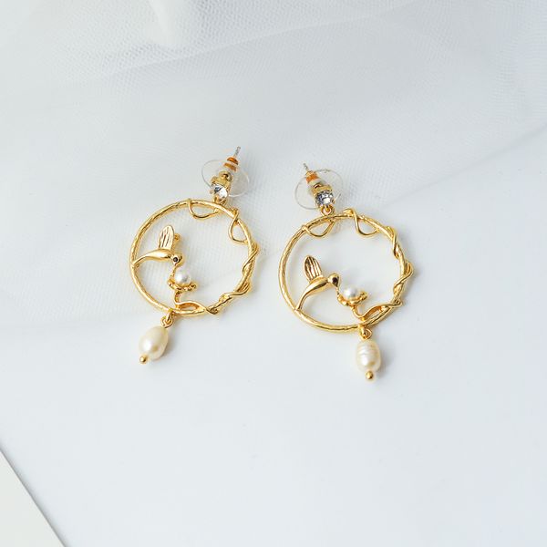 dangle & chandelier fashion bohemia natural style earring for women handmade gold color bird pearl appintment date gift jewelry, Silver
dangle & chandelier fashion bohemia natural style earring for women handmade gold color bird pearl appintment date gift jewelry, Silver