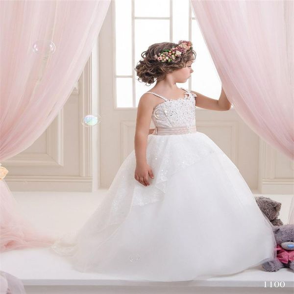 arabic 2019 floral lace flower girl dresses ball gowns child pageant dresses long train beautiful little kids flowergirl dress formal wear, White;blue
arabic 2019 floral lace flower girl dresses ball gowns child pageant dresses long train beautiful little kids flowergirl dress formal wear, White;blue