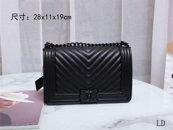 2020 international luxury designer custom fashion shoulder bag handbag high-end classic crossbody handbag 5323
2020 international luxury designer custom fashion shoulder bag handbag high-end classic crossbody handbag 5323