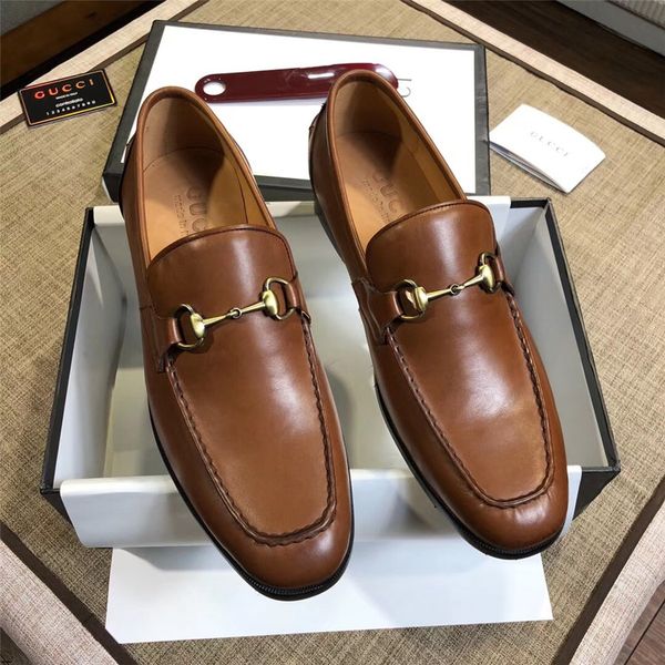 19ss classic men dress shoes leather formal man wedding shoe elegant luxury suit shoes pointed toe toe flats big size, Black
19ss classic men dress shoes leather formal man wedding shoe elegant luxury suit shoes pointed toe toe flats big size, Black