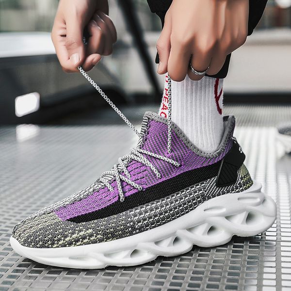 2020 new luxury man shoes running lights men's sneakers green men sports shoes comfortable autumn sport walking size 45 46
2020 new luxury man shoes running lights men's sneakers green men sports shoes comfortable autumn sport walking size 45 46
