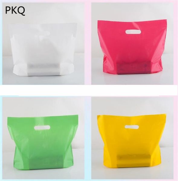 10pcs plastic packaging bags with handle gift bags bread bag plastic candy cookie gift bag wedding party favor takeaway
10pcs plastic packaging bags with handle gift bags bread bag plastic candy cookie gift bag wedding party favor takeaway