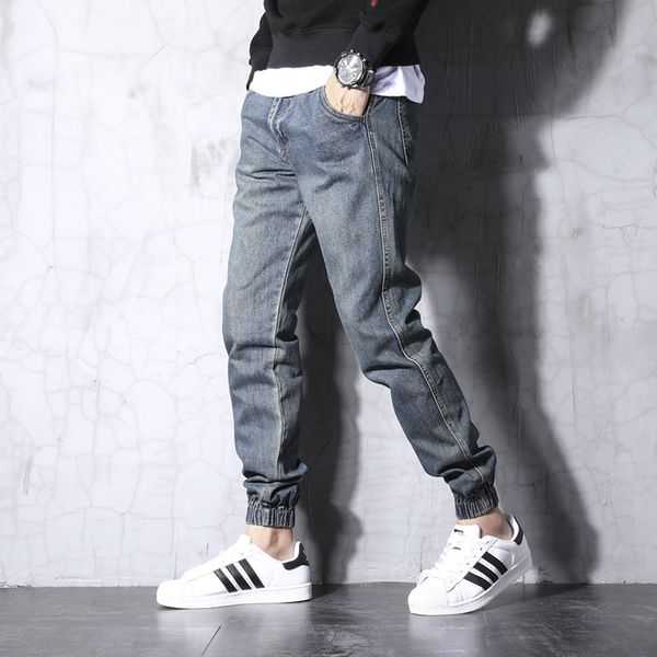 fashion streetwear men jeans retro blue wash slim fit korean style vintage designer joggers pants slack bottom hip hop jeans men
fashion streetwear men jeans retro blue wash slim fit korean style vintage designer joggers pants slack bottom hip hop jeans men