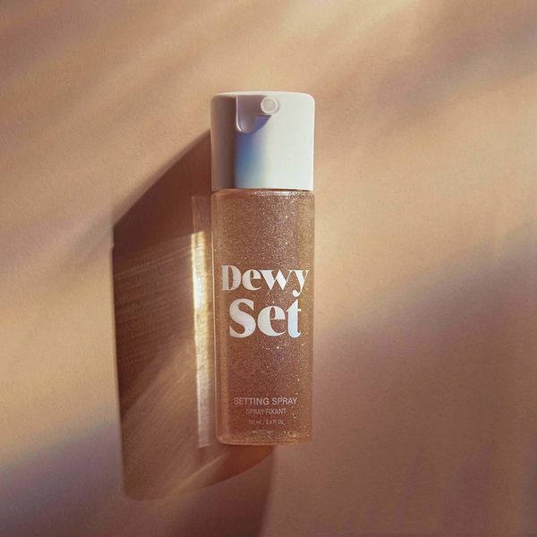 2019 new dewy et etting pray pray fixant 100ml himmer longla ting moi turizing primer highlighter item
2019 new dewy et etting pray pray fixant 100ml himmer longla ting moi turizing primer highlighter item