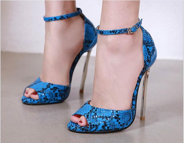 2020 luxury designer party wedding shoes high heel sandals gladiator woment pumps fashion shoes snake grain printed pointed with box, Black
2020 luxury designer party wedding shoes high heel sandals gladiator woment pumps fashion shoes snake grain printed pointed with box, Black