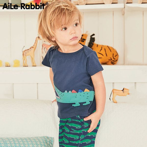aile european and american style brand children's wear short sleeved children's suit knitted pure cotton boy suit cartoon, White
aile european and american style brand children's wear short sleeved children's suit knitted pure cotton boy suit cartoon, White