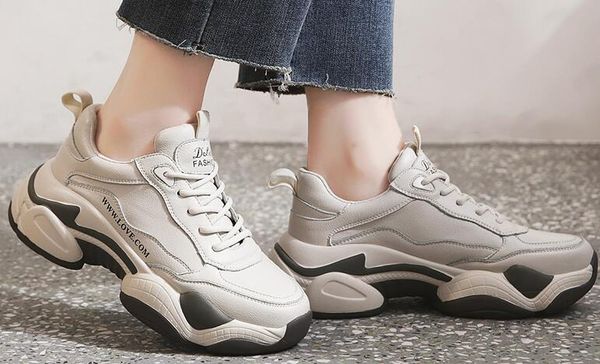 dad women winter 2019 new korean version zhixun shoes thick sole simple versatile casual sports shoes girl ladies athletic running shoes, White;red
dad women winter 2019 new korean version zhixun shoes thick sole simple versatile casual sports shoes girl ladies athletic running shoes, White;red