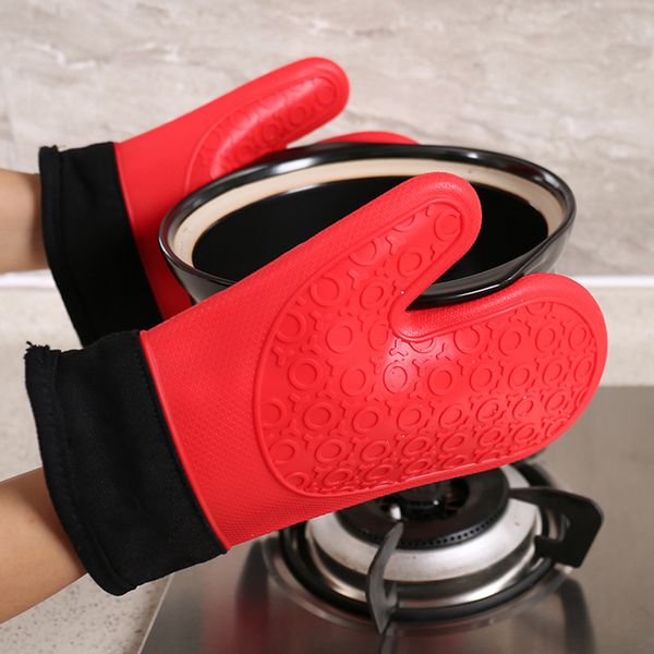 microwave oven oven insulation non-slip two finger kitchen gloves short thick double layer grade silicone gloves
microwave oven oven insulation non-slip two finger kitchen gloves short thick double layer grade silicone gloves